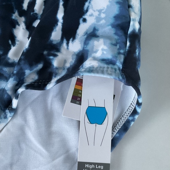 TIME AND TRU NWT SWIMSUIT BOTTOMS TIE DYED SZ 1X - Picture 3 of 5